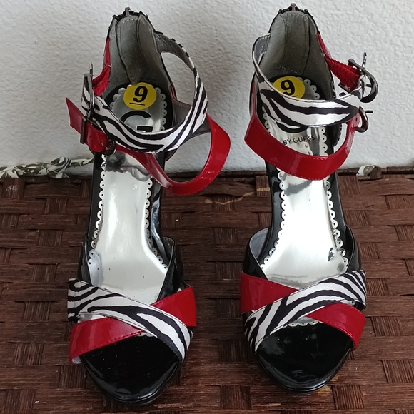 Guess Zebra and red platforms - Picture 8 of 9